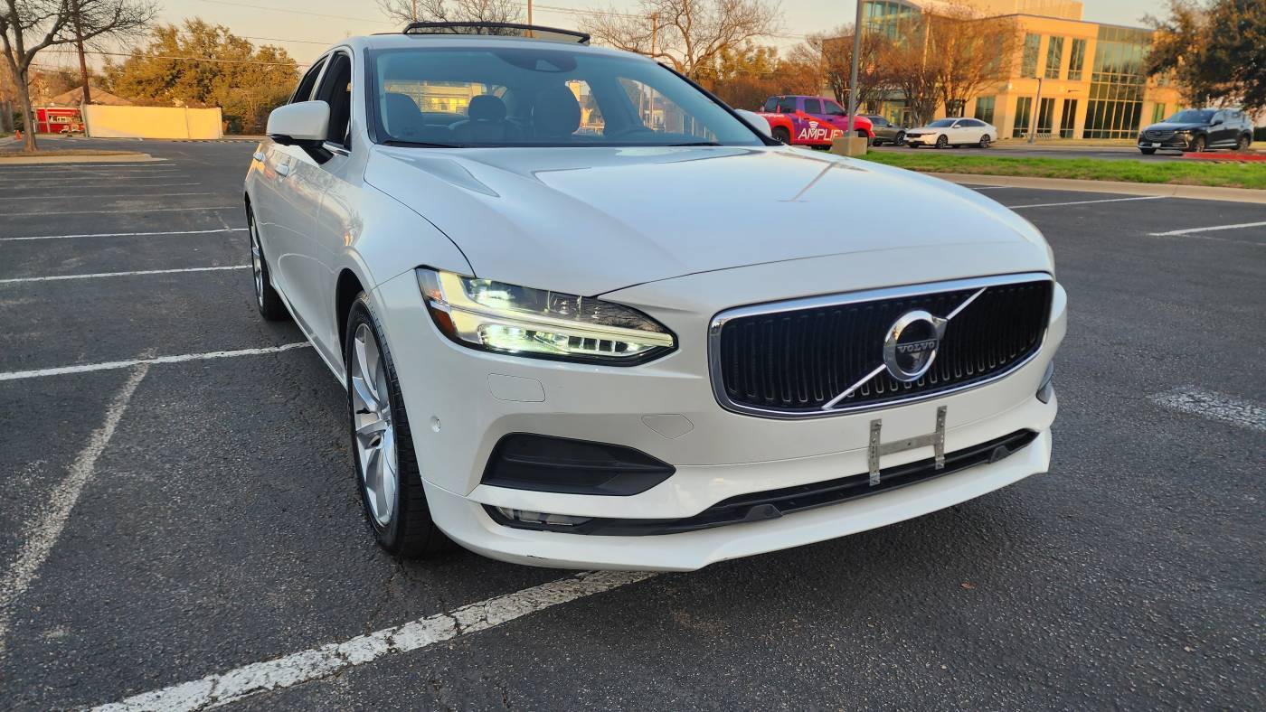 2018 Volvo S90 Momentum — Sedan — 57,671 mi — Austin, TX
