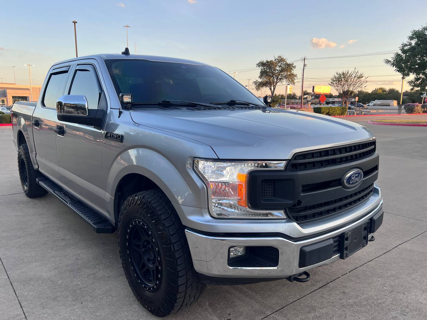 2020 Ford F-150 XLT — Pickup Truck — 116,577 mi — Austin, TX