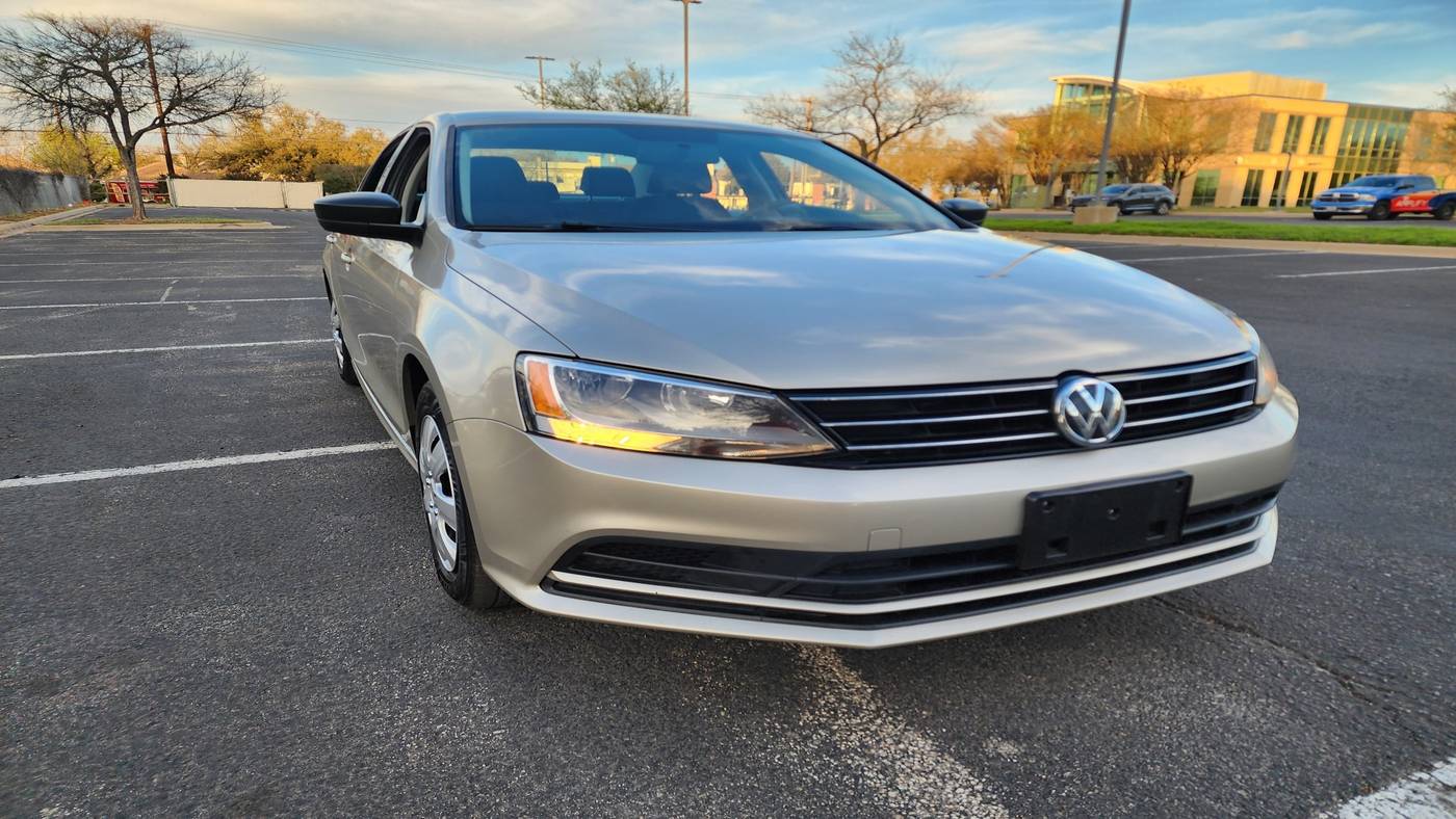2016 Volkswagen Jetta 1.4T S — Sedan — 62,921 mi — Austin, TX