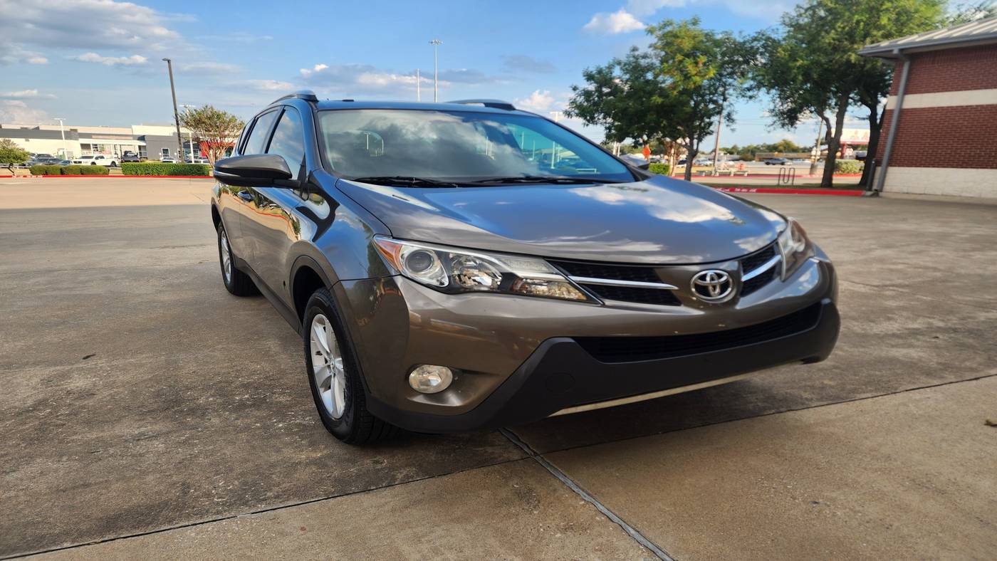 2013 Toyota RAV4 XLE — SUV — 155,818 mi — Austin, TX