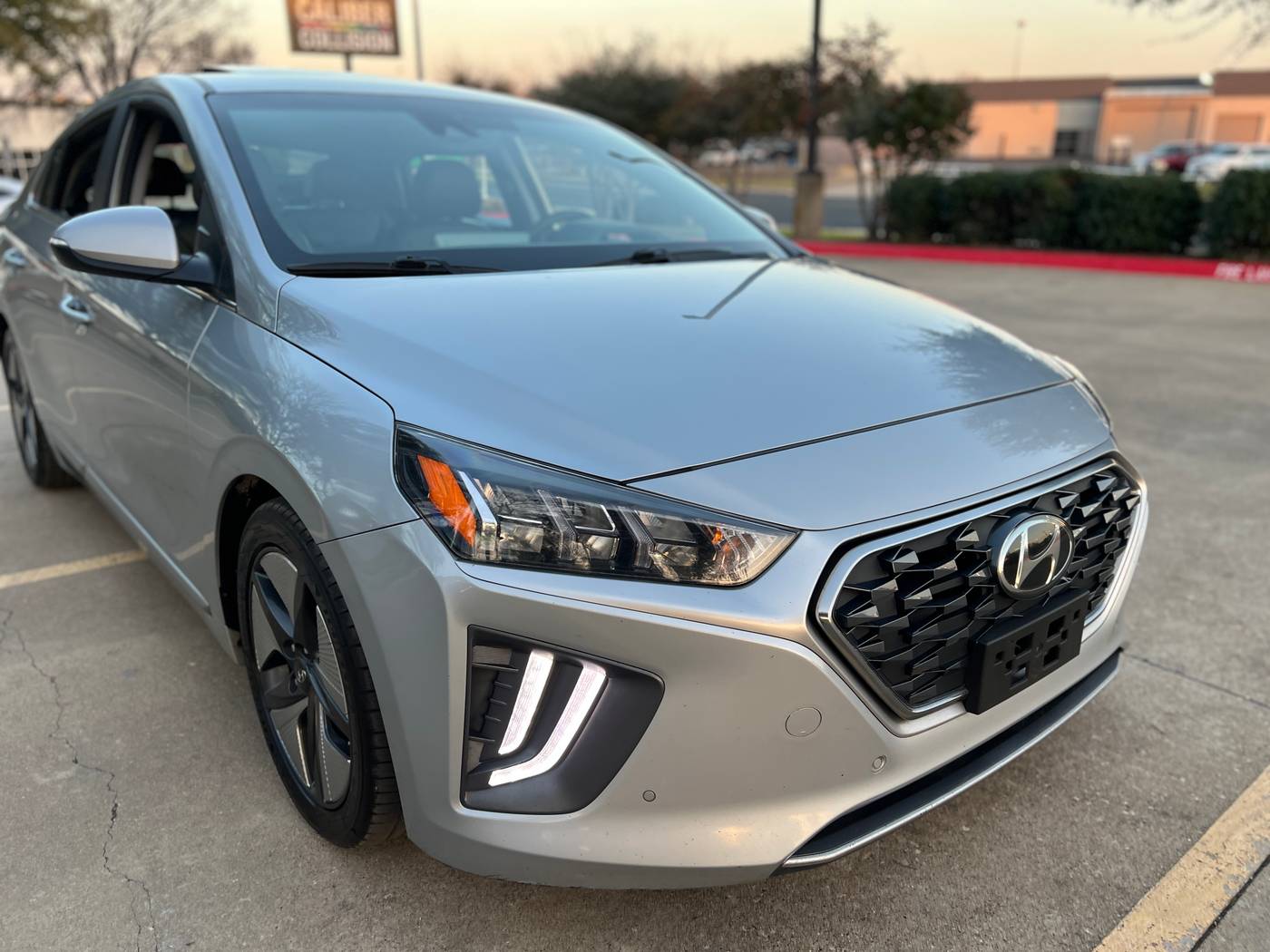 2022 Hyundai Ioniq Hybrid Limited — Hatchback — 77,544 mi — Austin, TX