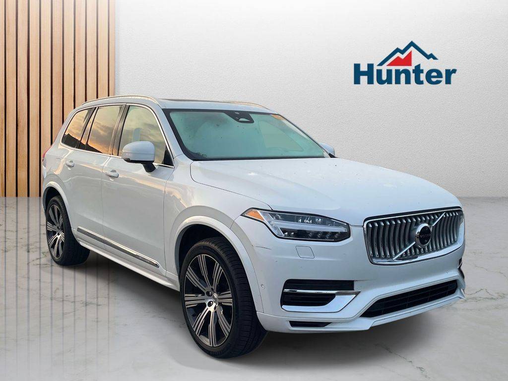 2023 Volvo XC90 Recharge T8 Plus Bright Theme 6P