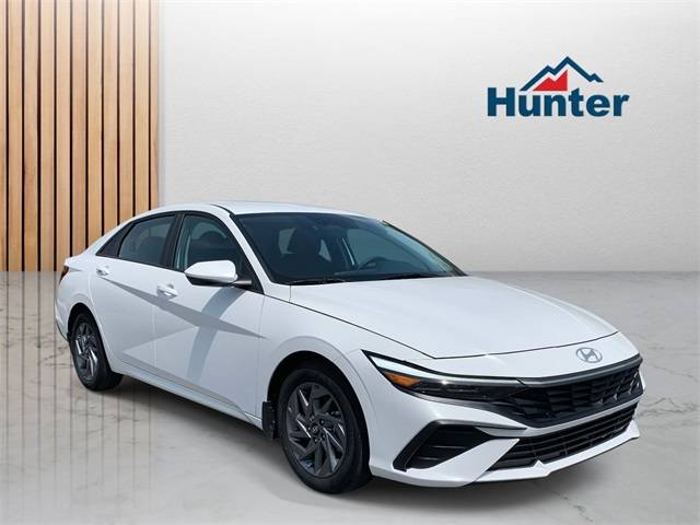 2024 Hyundai Elantra SEL — Sedan — 5,951 mi — Fletcher, NC