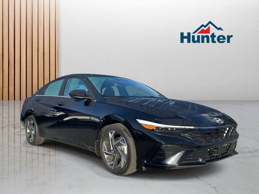 2024 Hyundai Elantra SEL — Sedan — 7,117 mi — Fletcher, NC