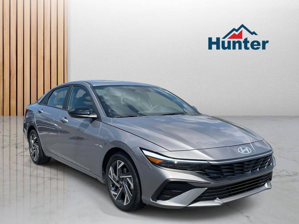 2025 Hyundai Elantra SEL Sport — Sedan — 1,368 mi — Fletcher, NC