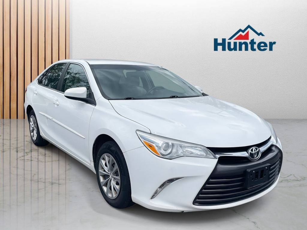 2017 Toyota Camry LE — Sedan — 77,000 mi — Fletcher, NC