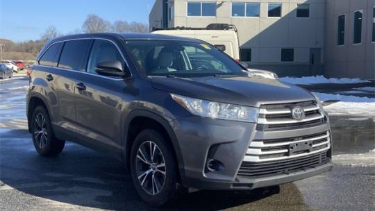 2019 Toyota Highlander LE — SUV — 158,845 mi — Fletcher, NC