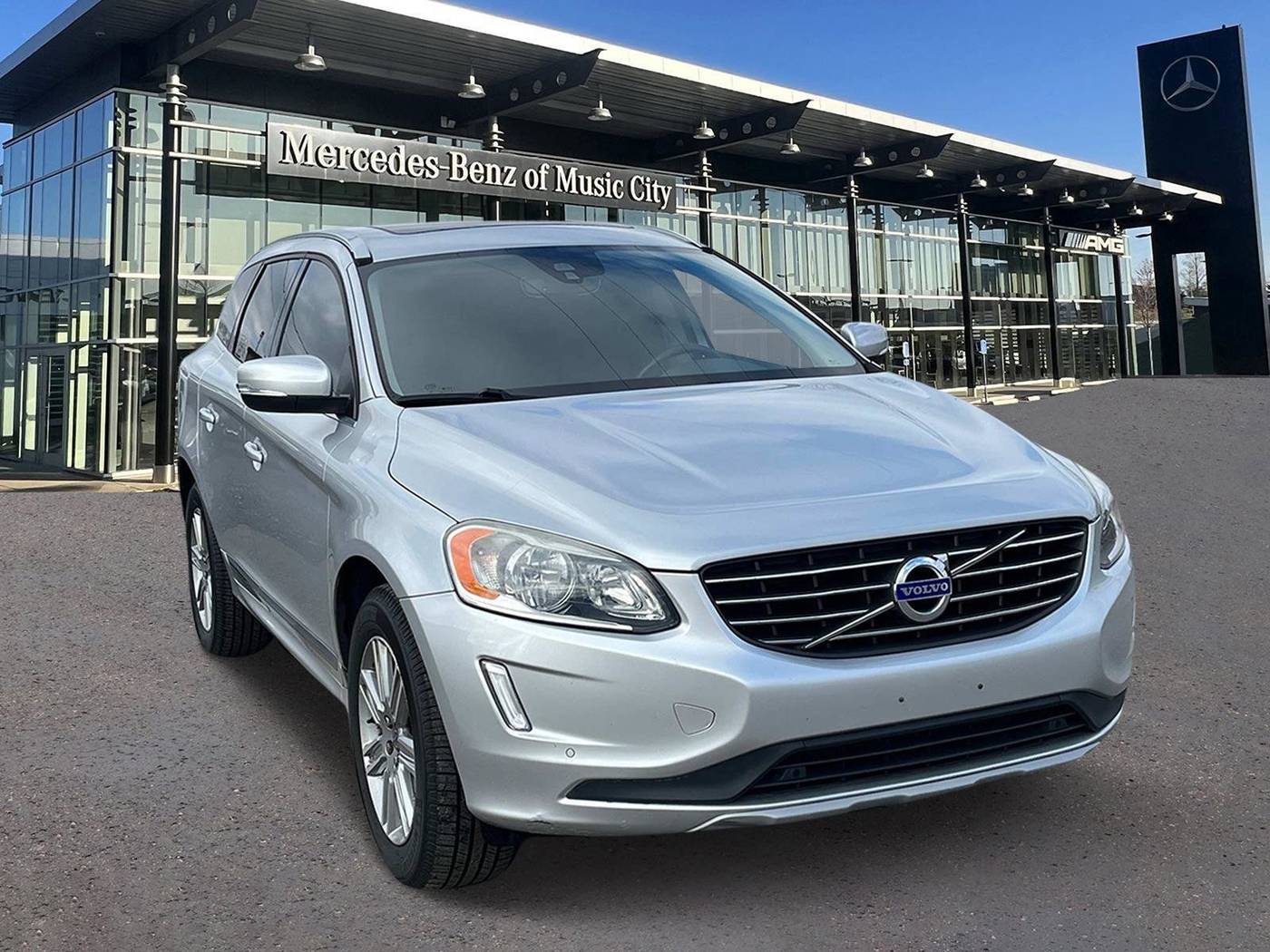 2016 Volvo XC60 T6 — SUV — 91,366 mi — Nashville, TN