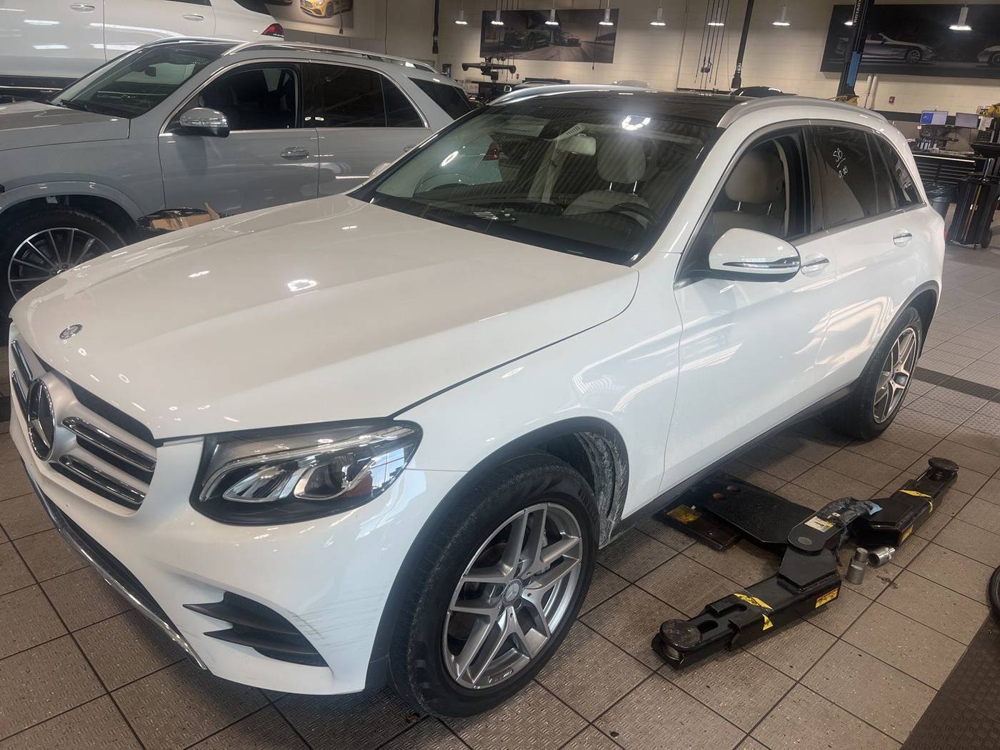 2017 Mercedes-Benz GLC GLC 300 — SUV — 52,000 mi — Nashville, TN