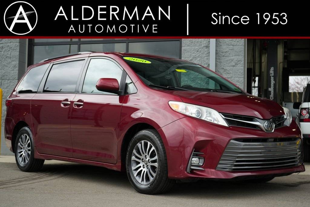 2020 Toyota Sienna XLE — Minivan — 84,950 mi — Fishers, IN