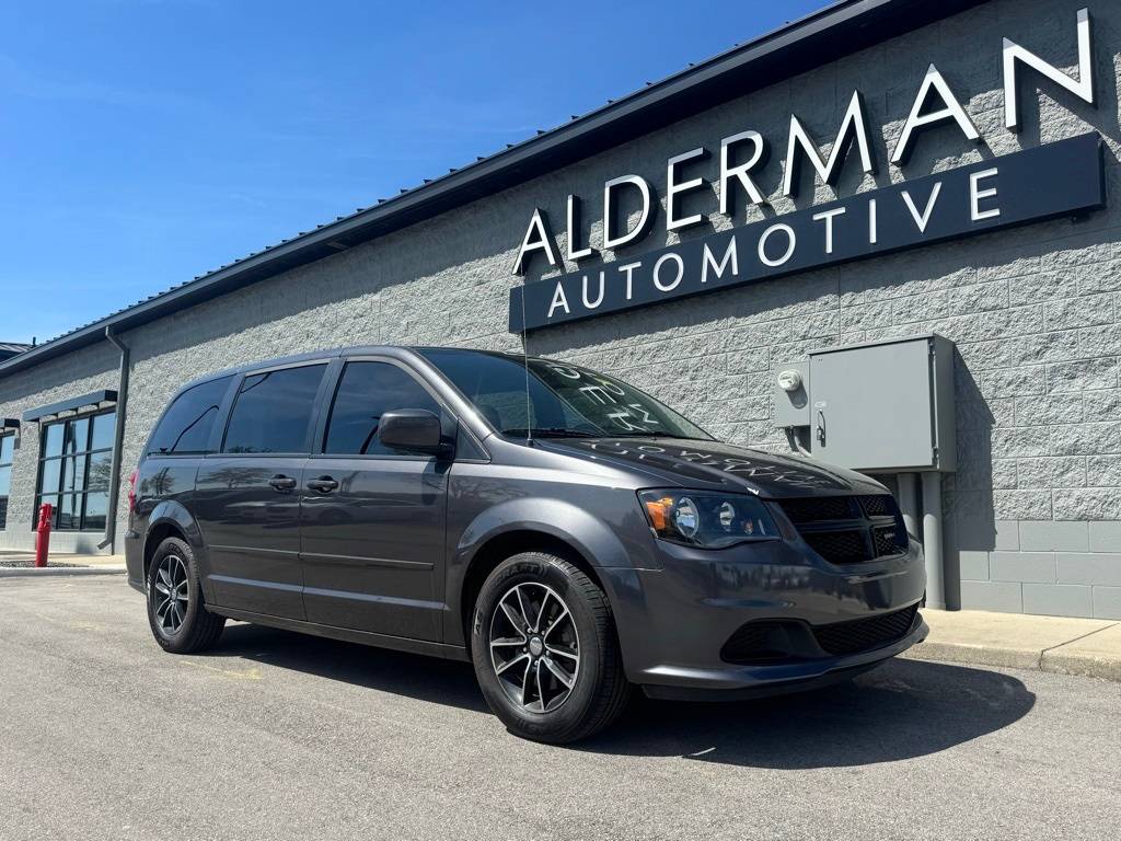 2017 Dodge Grand Caravan SE Plus — Minivan — 112,213 mi — Fishers, IN