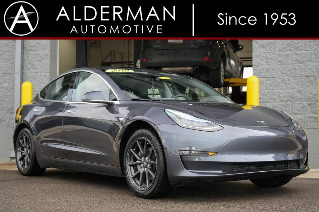 2019 Tesla Model 3 Standard Range Plus — Sedan — 82,955 mi — Fishers, IN