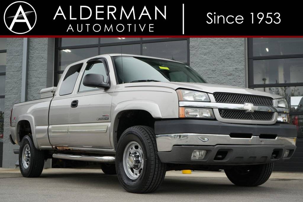 2004 Chevrolet Silverado 2500 LT — Pickup Truck — 290,776 mi — Fishers, IN