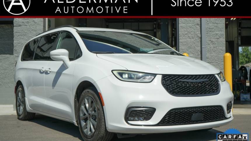 2021 Chrysler Pacifica Touring L — Minivan — 62,761 mi — Fishers, IN