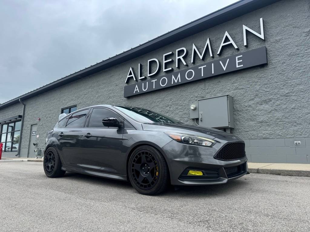 2018 Ford Focus ST — Hatchback — 72,566 mi — Fishers, IN