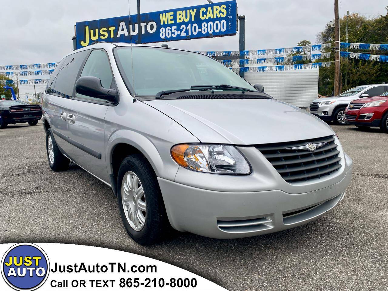 2005 Chrysler Town & Country Base — Minivan — 182,267 mi — Knoxville, TN