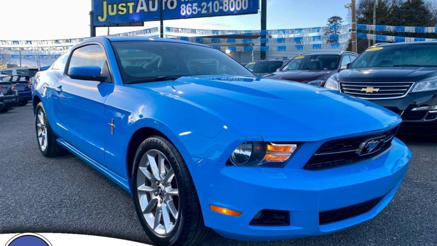 2010 Ford Mustang V6 — Coupe — 122,262 mi — Knoxville, TN