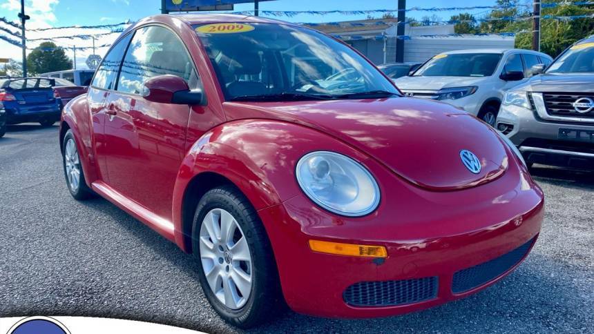 2009 Volkswagen New Beetle S — Hatchback — 120,558 mi — Knoxville, TN