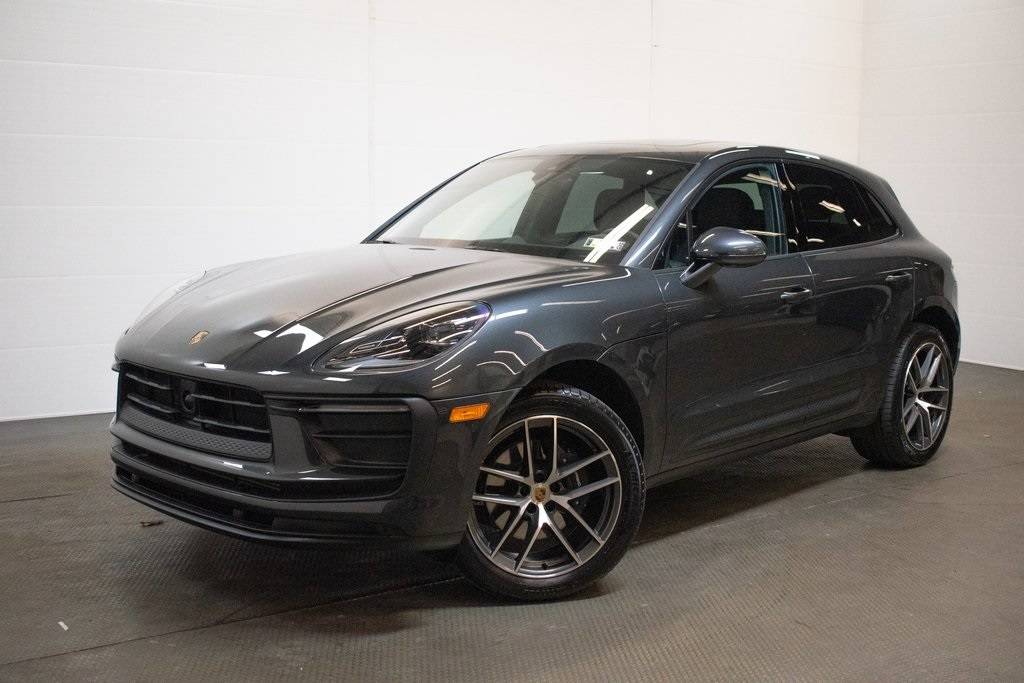 2024 Porsche Macan Standard — SUV — 6,811 mi — Plains, PA