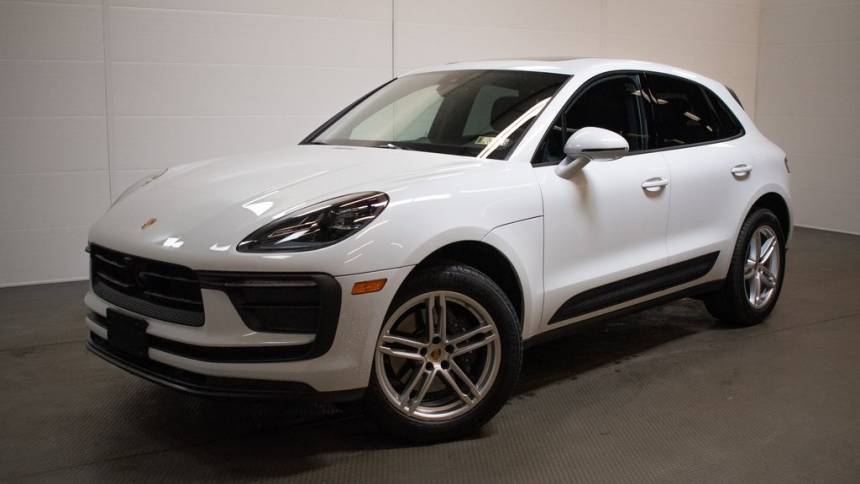 2024 Porsche Macan Standard — SUV — 5,442 mi — Plains, PA