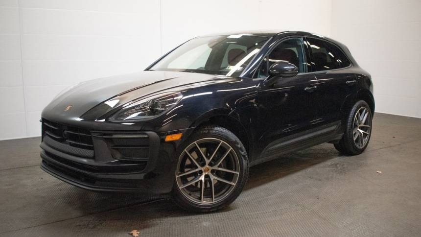 2024 Porsche Macan Standard — SUV — 8,983 mi — Plains, PA