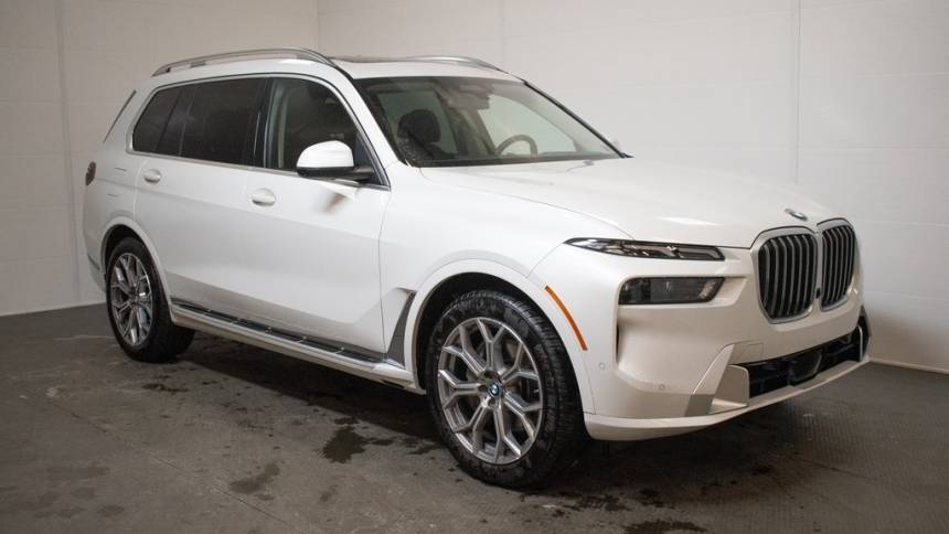 2024 BMW X7 40i — SUV — 8,133 mi — Plains, PA