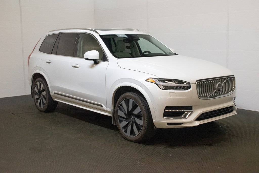 2025 Volvo XC90 Plug-In Hybrid Plus — SUV — 9,174 mi — Plains, PA