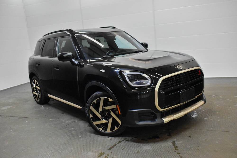 2025 MINI Countryman S — SUV — 13,705 mi — Plains, PA