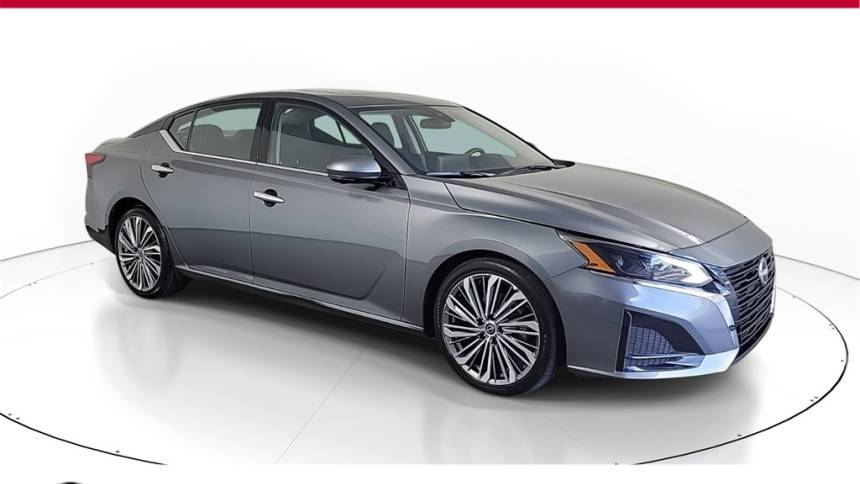 2023 Nissan Altima SL — Sedan — 35,115 mi — Greenacres, FL