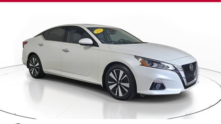2020 Nissan Altima SV — Sedan — 20,234 mi — Greenacres, FL