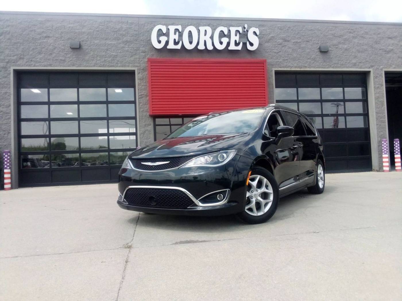 2018 Chrysler Pacifica Touring L Plus — Minivan — 91,128 mi — Brownstown, MI
