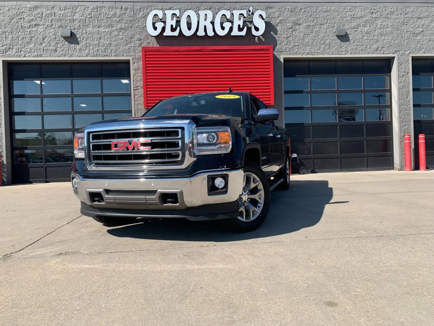 2015 GMC Sierra 1500 SLT — Pickup Truck — 163,170 mi — Brownstown, MI