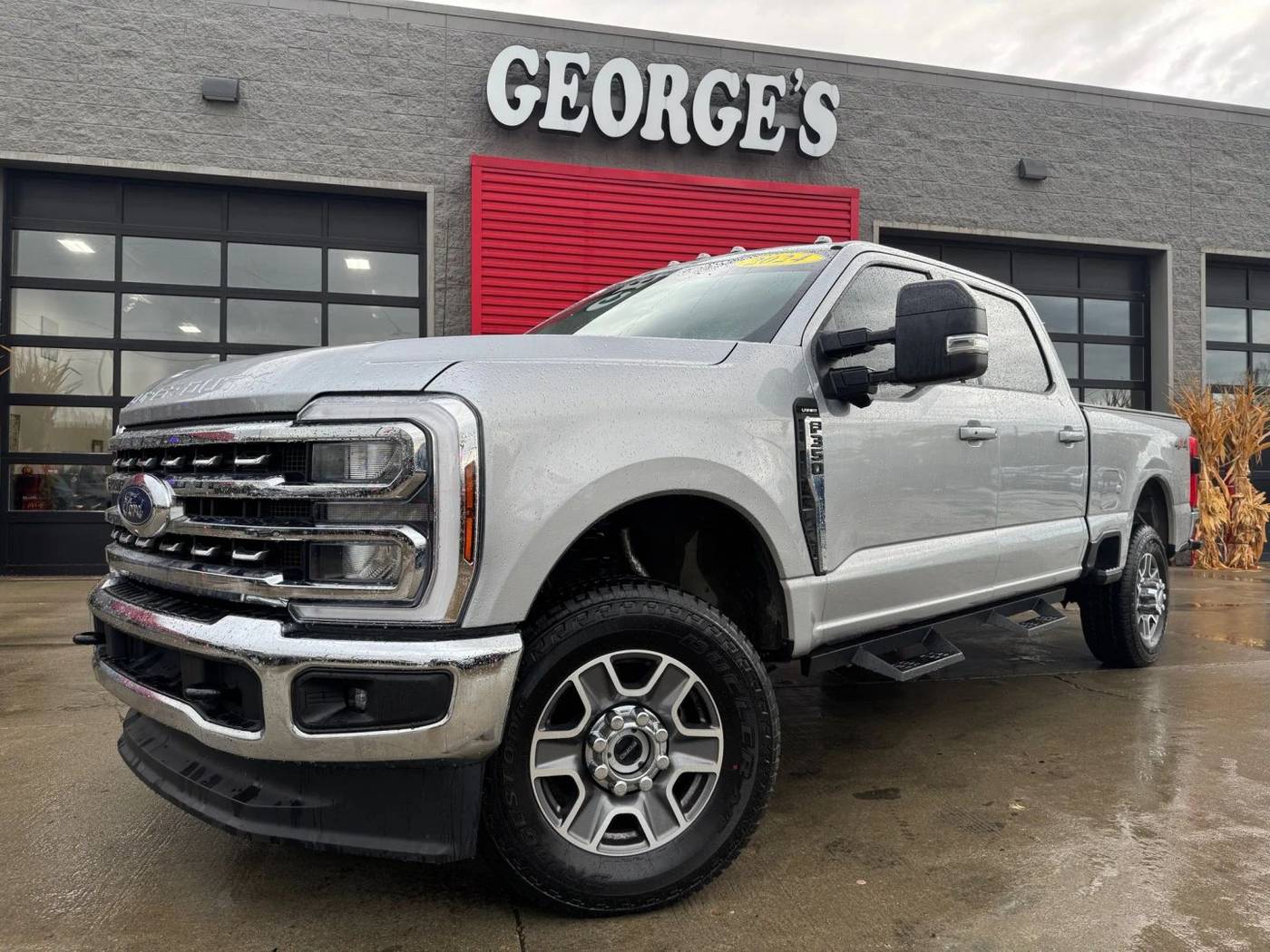 2024 Ford Super Duty F-350 LARIAT — Pickup Truck — 11,672 mi — Brownstown, MI