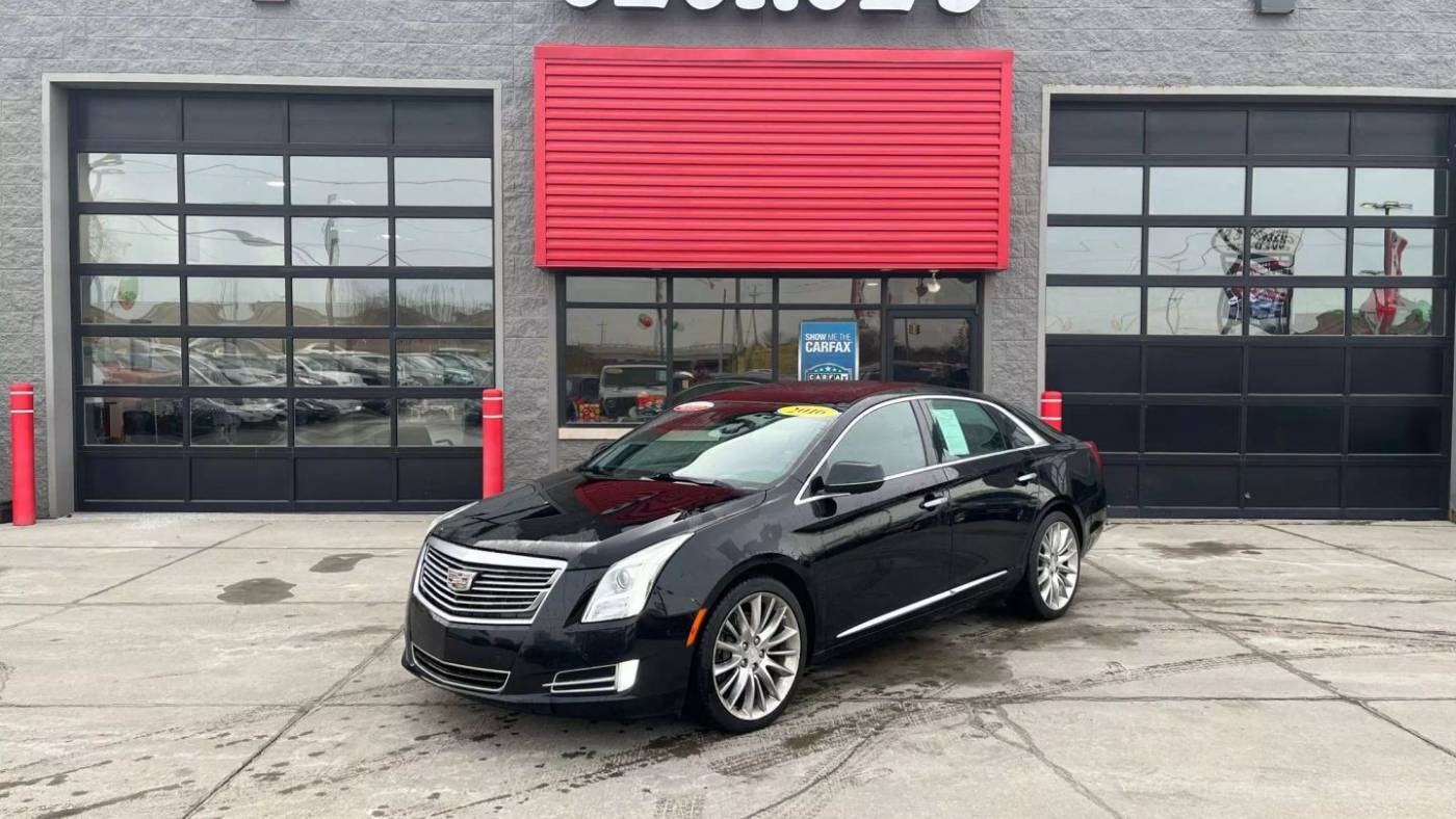 2016 Cadillac XTS Platinum — Sedan — 82,118 mi — Brownstown, MI