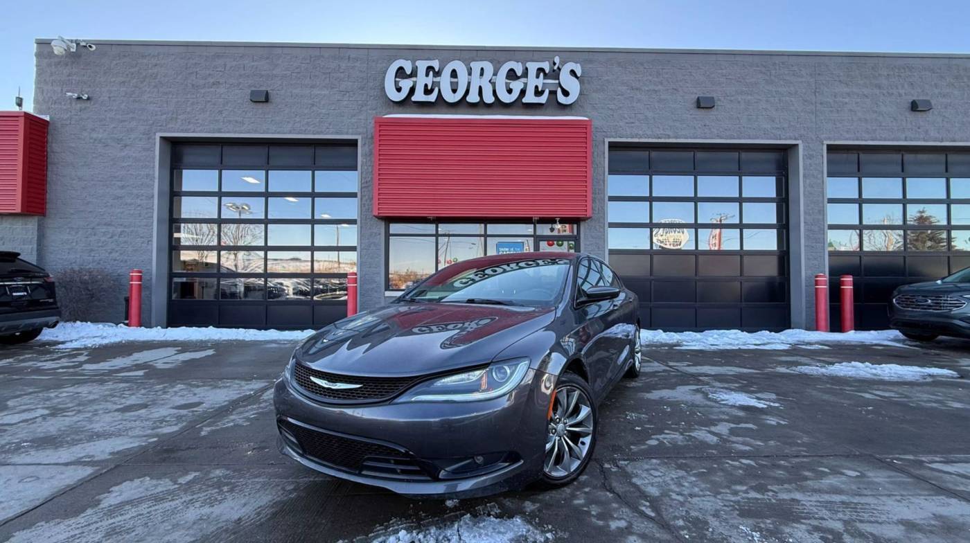 2016 Chrysler 200 S — Sedan — 40,541 mi — Brownstown, MI