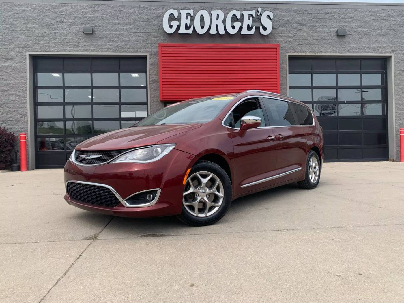 2018 Chrysler Pacifica Limited — Minivan — 80,150 mi — Brownstown, MI