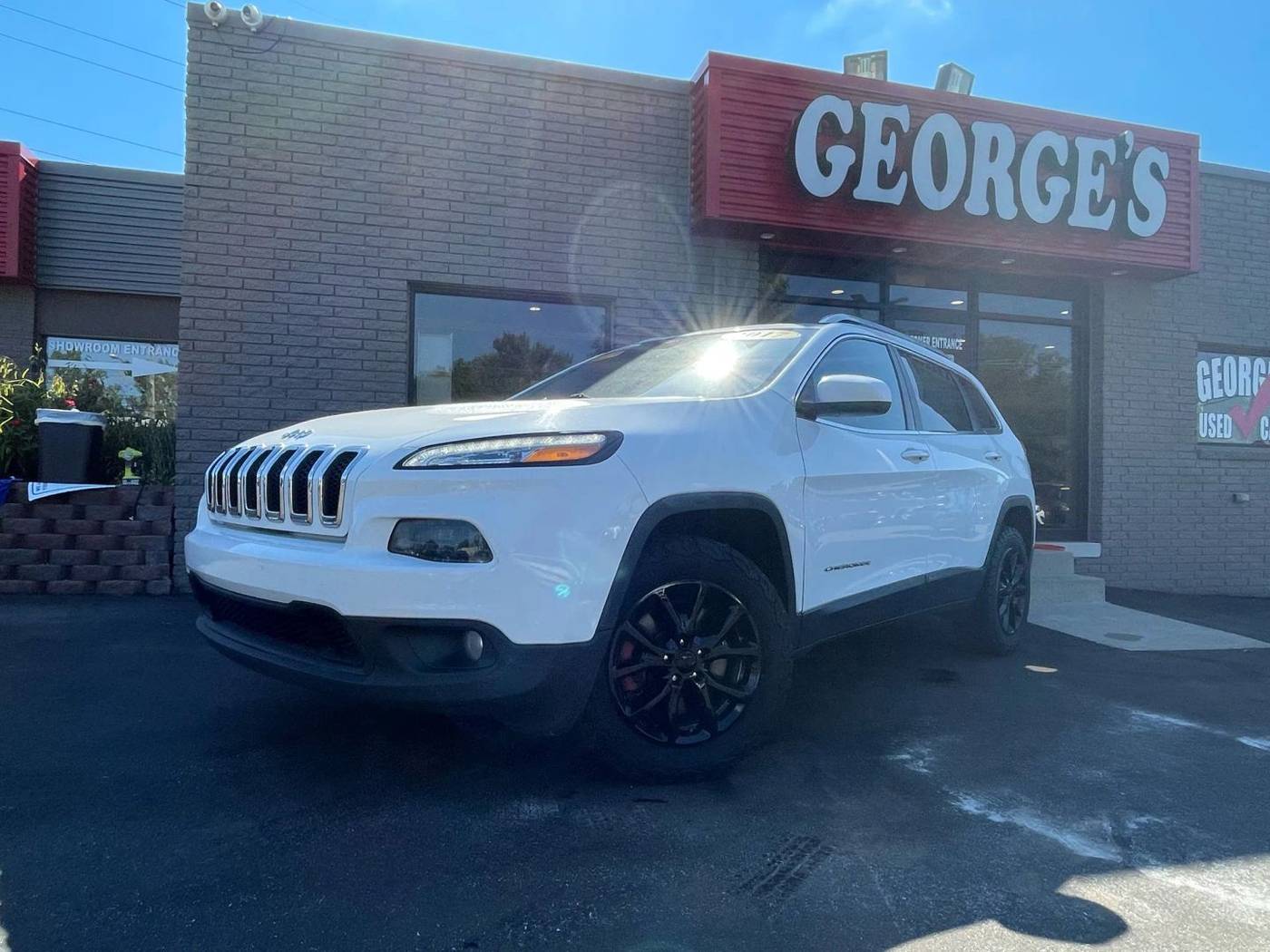 2017 Jeep Cherokee Latitude — SUV — 117,493 mi — Brownstown, MI