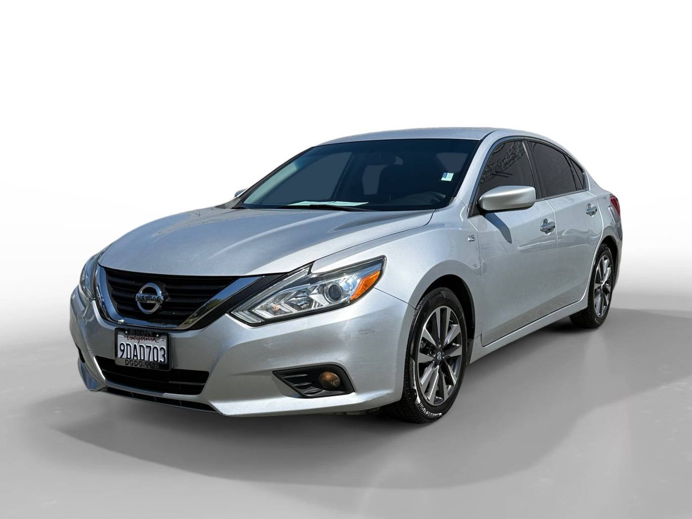 2017 Nissan Altima 2.5 SV — Sedan — 141,215 mi — Vallejo, CA