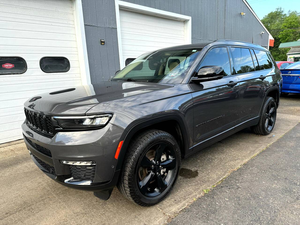 2022 Jeep Grand Cherokee Limited — SUV — 89,721 mi — Binghamton, NY
