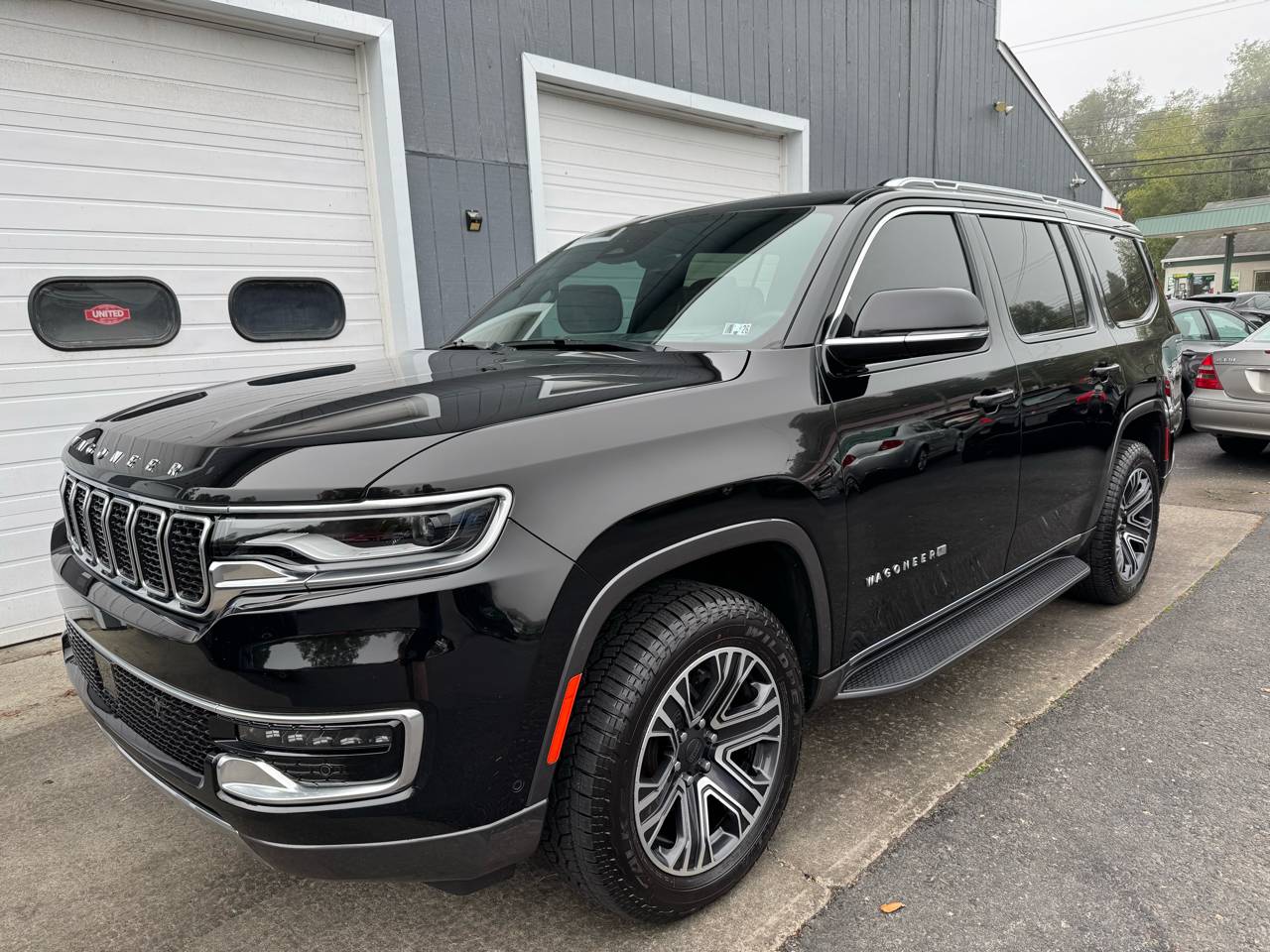 2022 Jeep Wagoneer Series III — SUV — 95,163 mi — Binghamton, NY