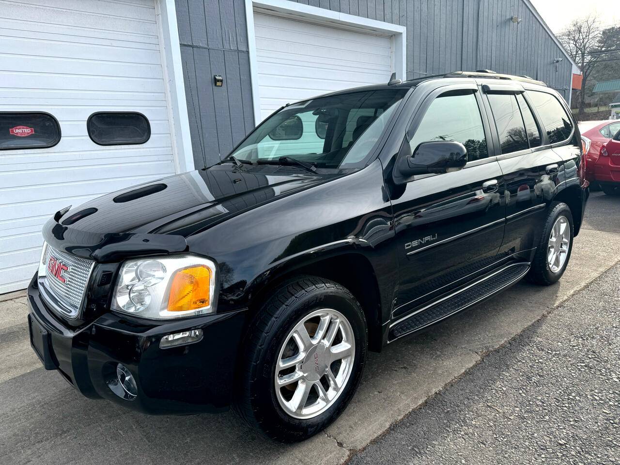 2007 GMC Envoy Denali — SUV — 101,686 mi — Binghamton, NY