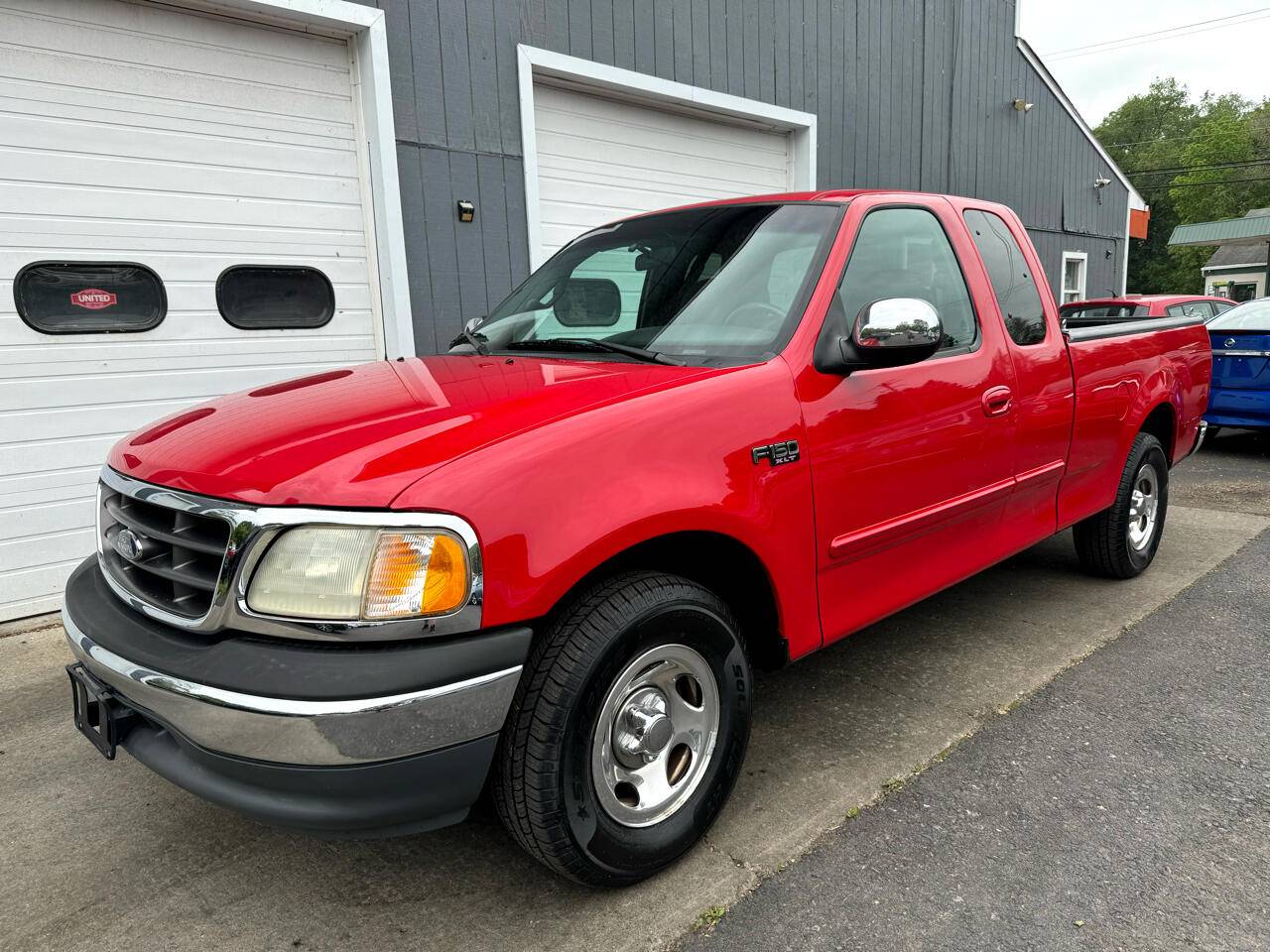 2001 Ford F-150 XLT — Pickup Truck — 124,824 mi — Binghamton, NY