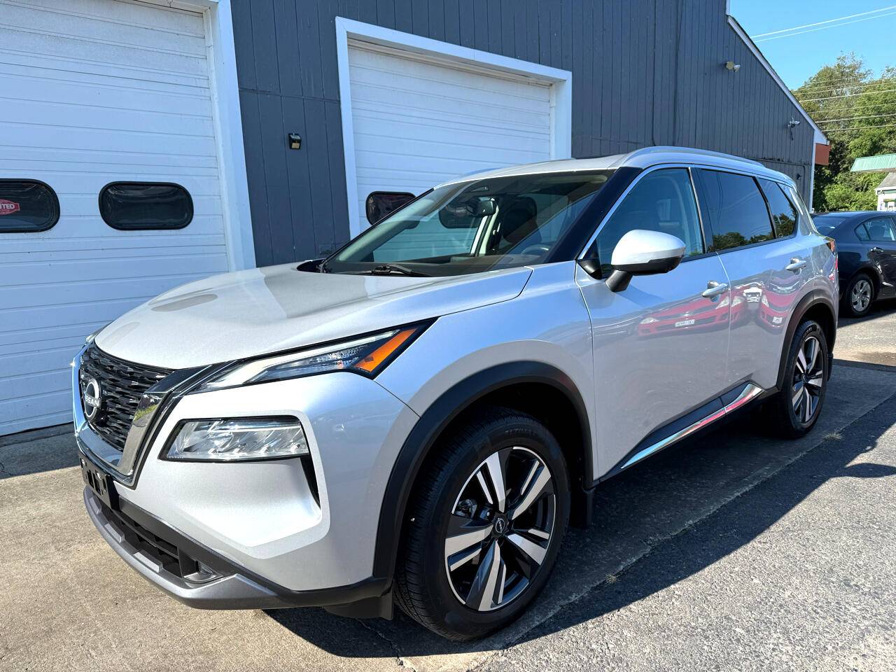 2022 Nissan Rogue SL