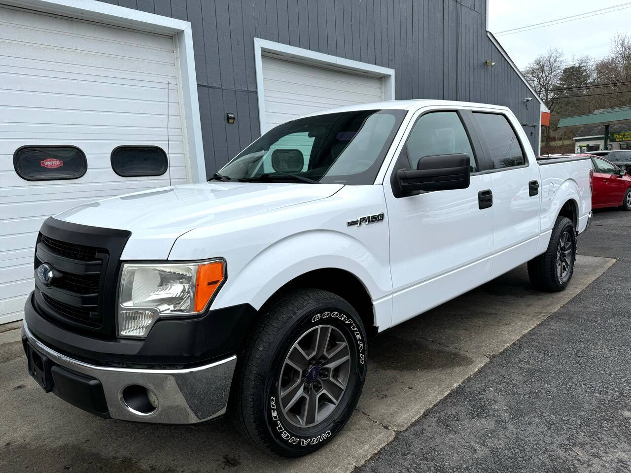 2014 Ford F-150 XL — Pickup Truck — 185,597 mi — Binghamton, NY