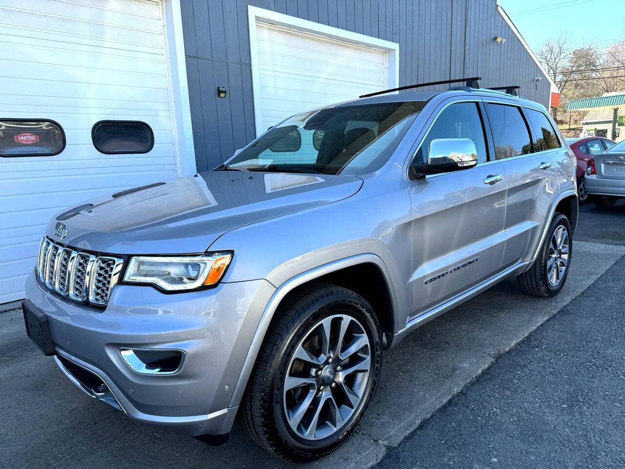 2018 Jeep Grand Cherokee Overland — SUV — 130,040 mi — Binghamton, NY