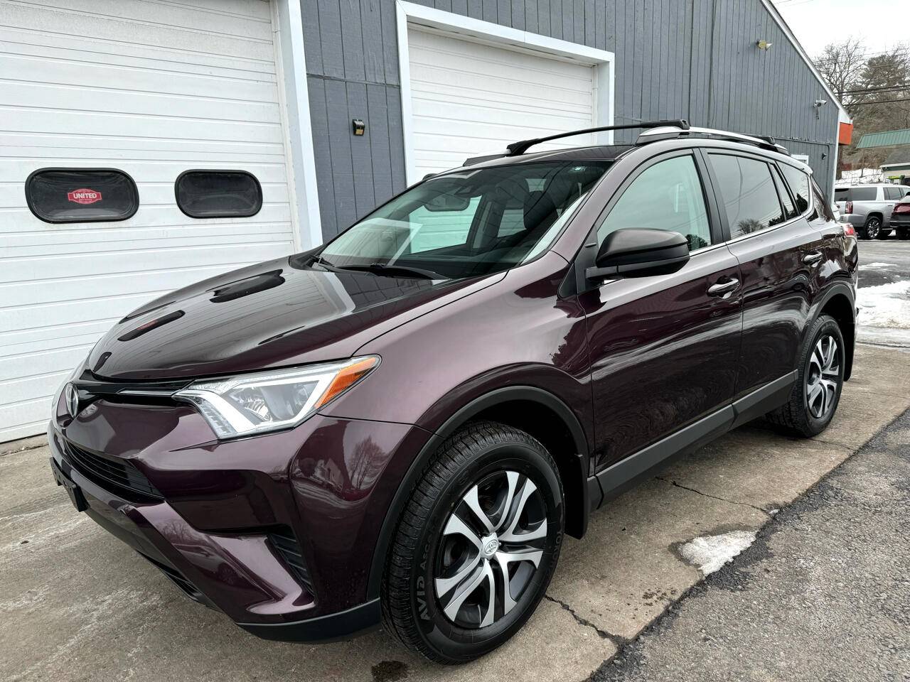 2017 Toyota RAV4 LE — SUV — 127,458 mi — Binghamton, NY