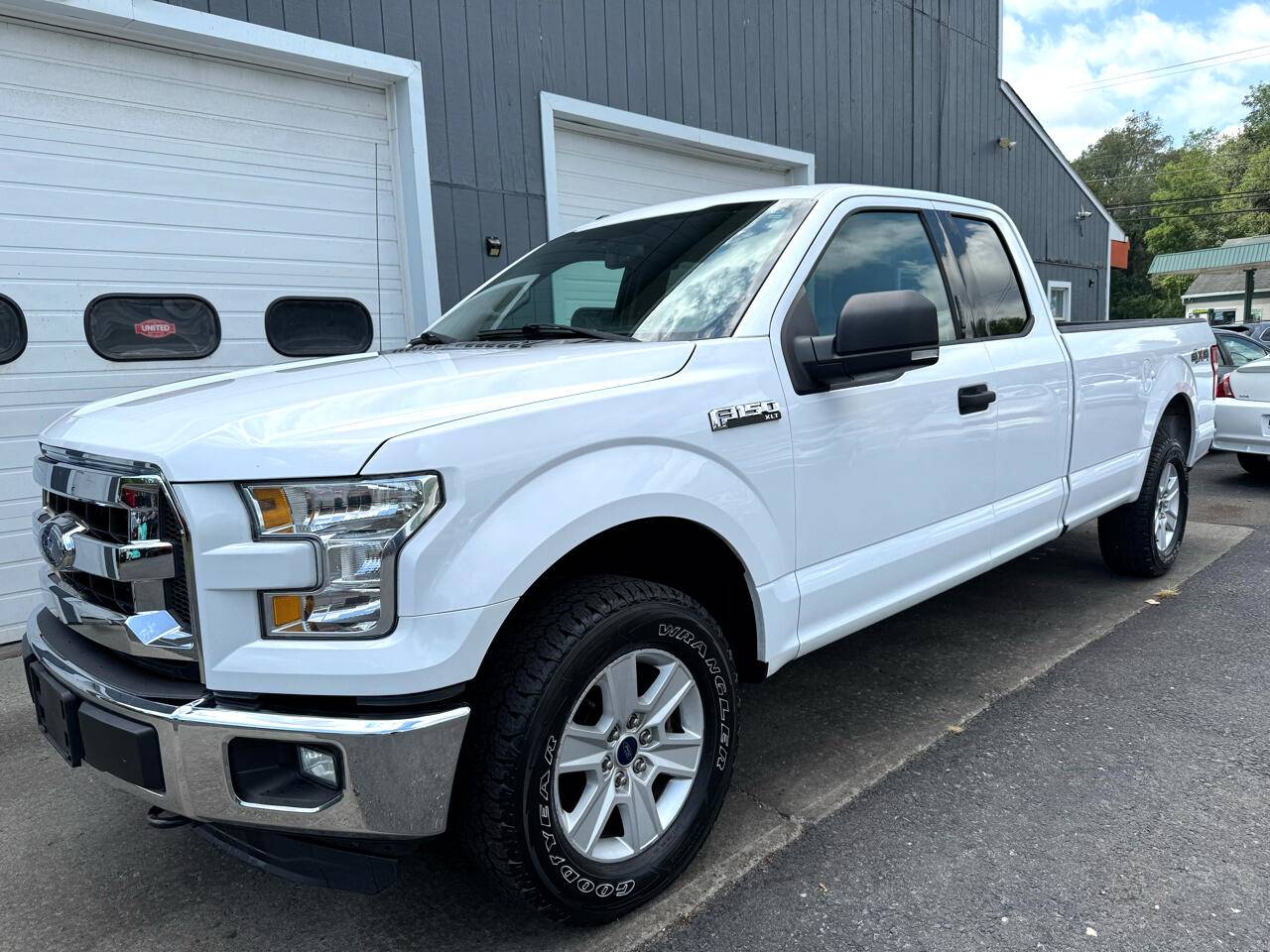 2016 Ford F-150 XLT — Pickup Truck — 128,011 mi — Binghamton, NY