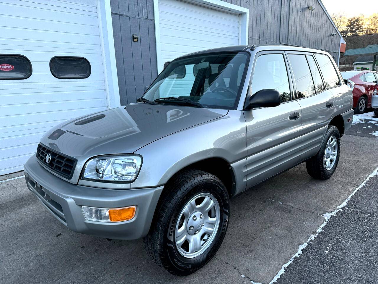 2000 Toyota RAV4 Base — SUV — 73,001 mi — Binghamton, NY