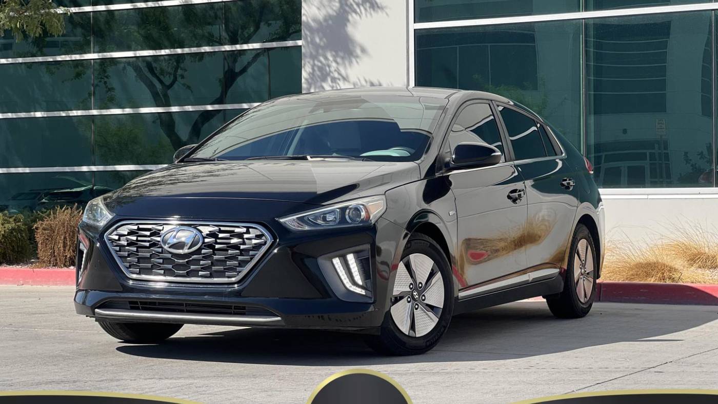 2020 Hyundai Ioniq Hybrid SE — Hatchback — 14,032 mi — Phoenix, AZ