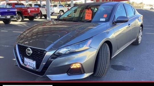 2022 Nissan Altima S — Sedan — 51,920 mi — Lancaster, CA